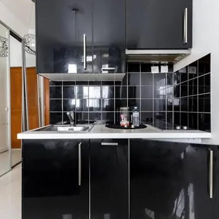 Canal St Martin : Charming Cosy Studio Apartamento